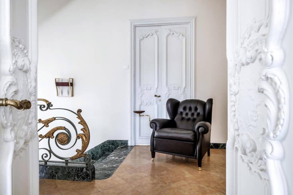 Show room KBR Poltrona Frau à Tunis