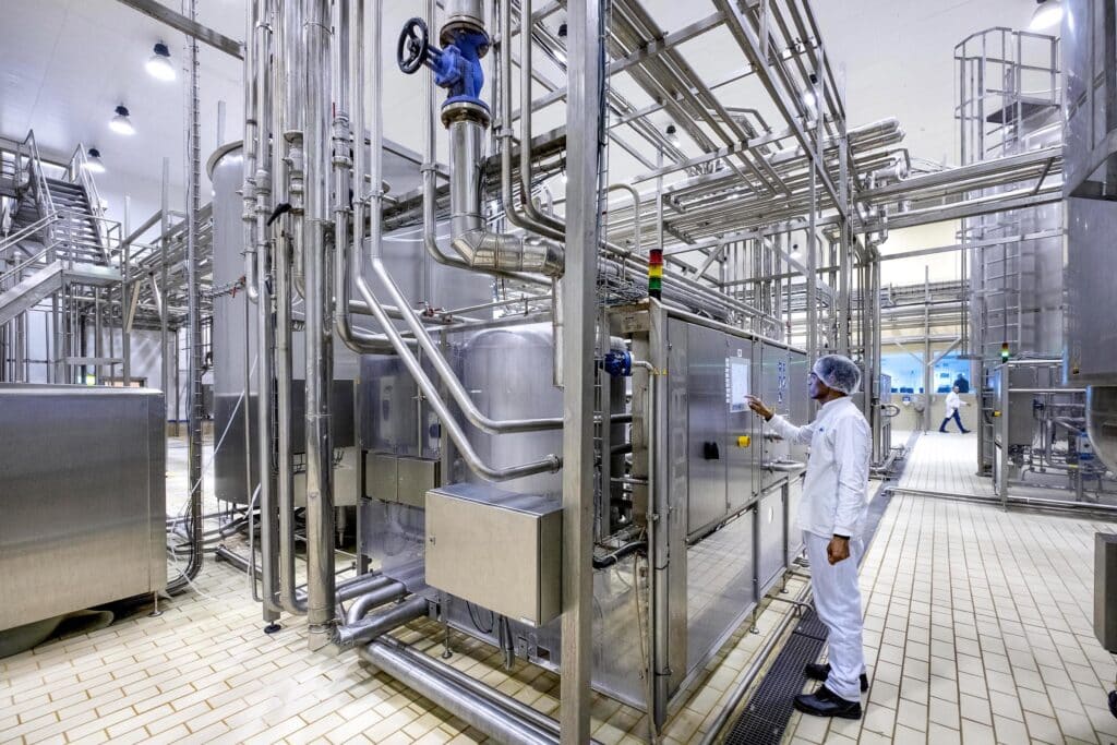 La Centrale Laitière Délice de Sidi-Bouzid. Elle est créée le 13 Juin 2011 et a pour objet la fabrication, le conditionnement et la commercialisation du lait et dérivés, et la production et vente de tout produit agroalimentaire. Elle est entrée en production courant le mois d’Avril 2014.